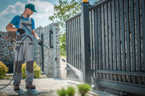 Best Pool Deck Cleaning  in East Tawas, MI